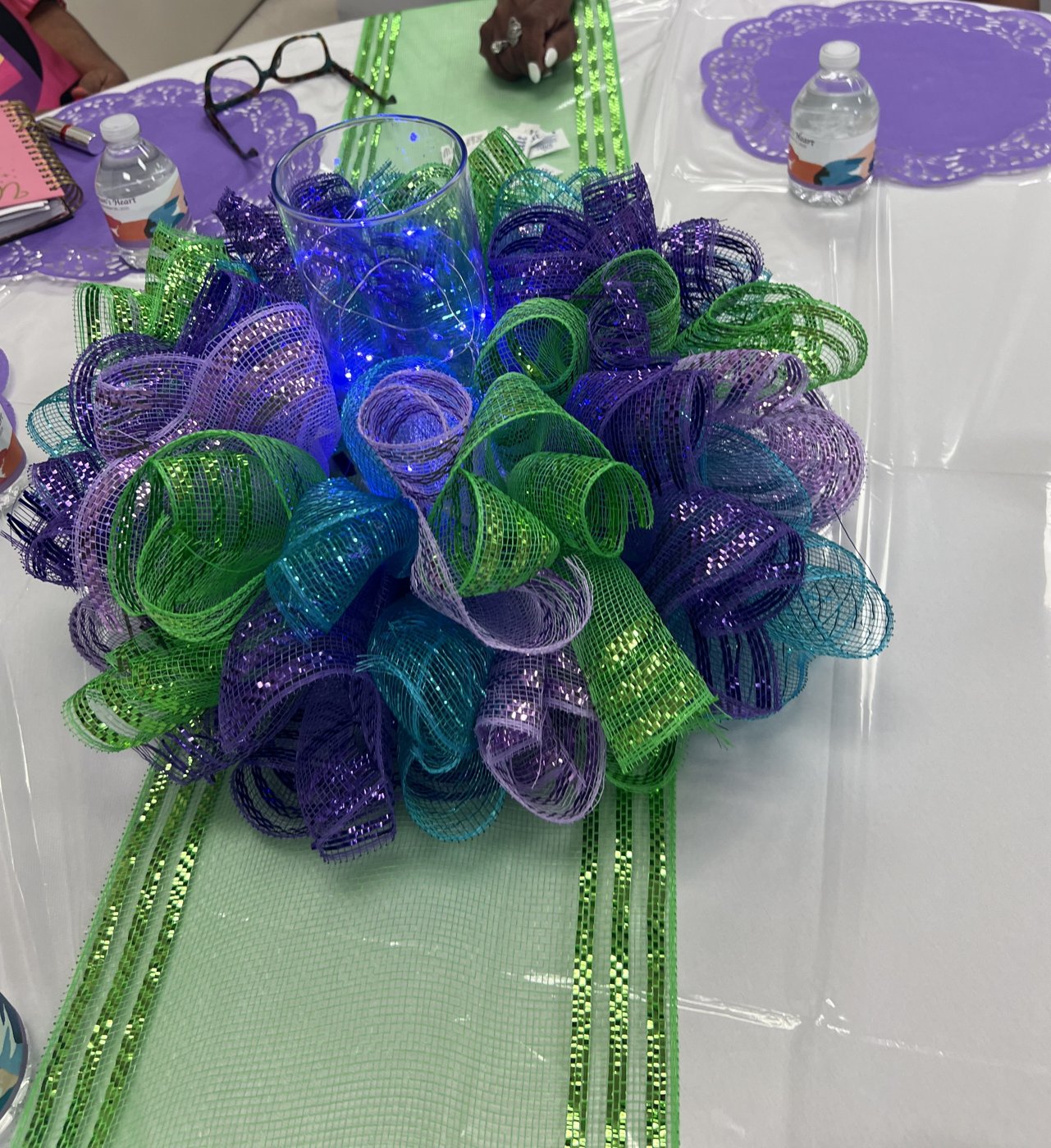 Lighted mesh centerpiece